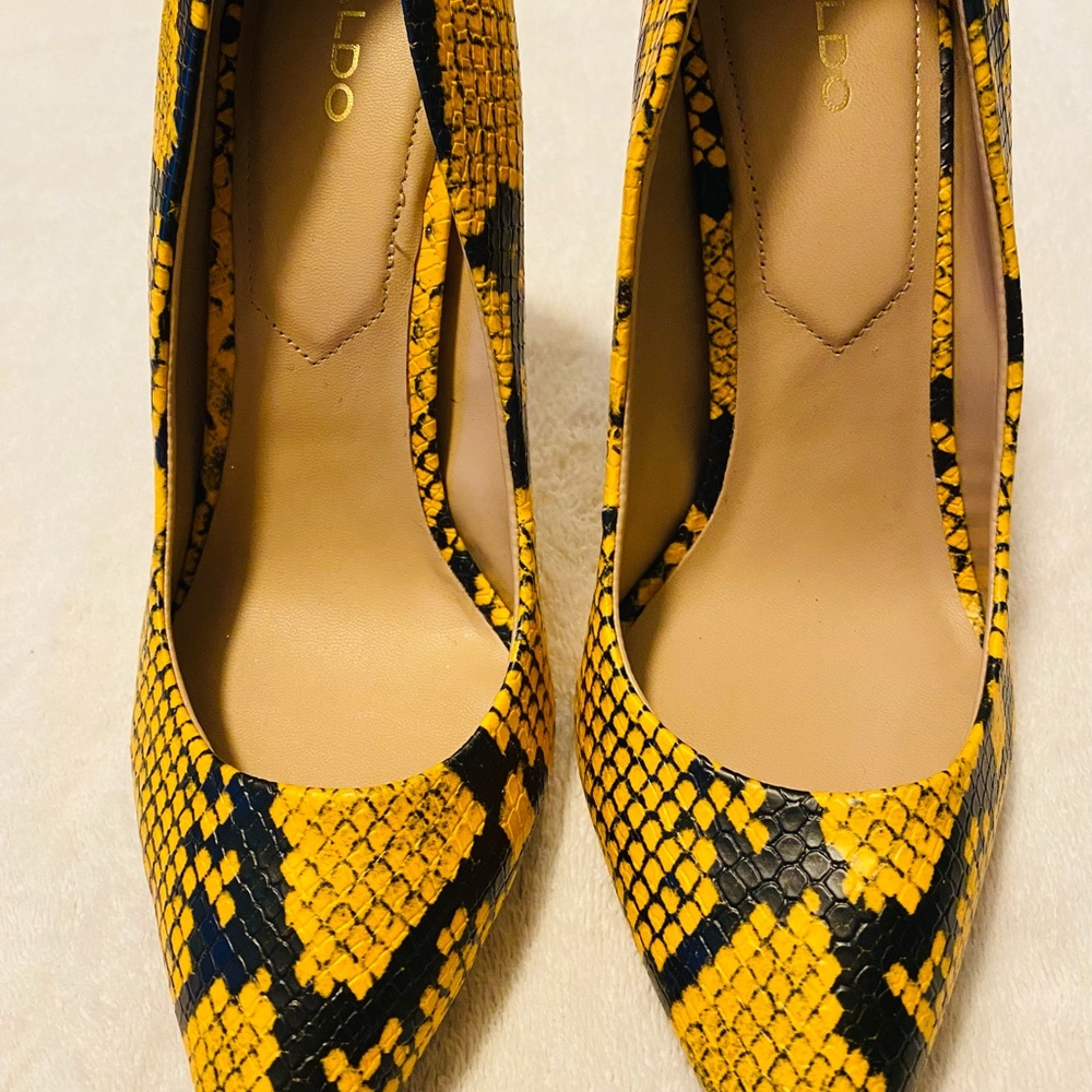 Almost Brand New Super Stylish Heels by ALDO - Size 8 - Heel Height 4” - Box 64 - Picture 3 of 10